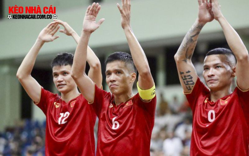 HLV Pham Minh Giang 2 Người hâm mộ có quyền tin rằng futsal Việt Nam có tiềm năng vươn ra thế giới